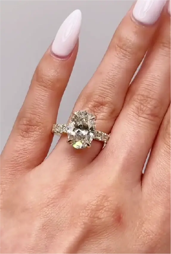 Elegant Solitaire Engagement Rings Collection