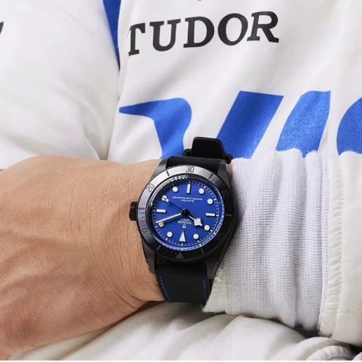 Luxury Type Sports Watch