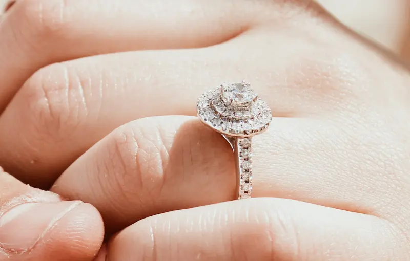 Custom Design Your Beautiful Engagement Ring With Dimend SCAASI