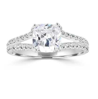 Elegant Engagement Ring from the best jewelry stores near me