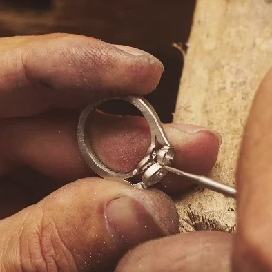 Engagement ring image