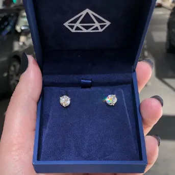 diamond studs are the best gift